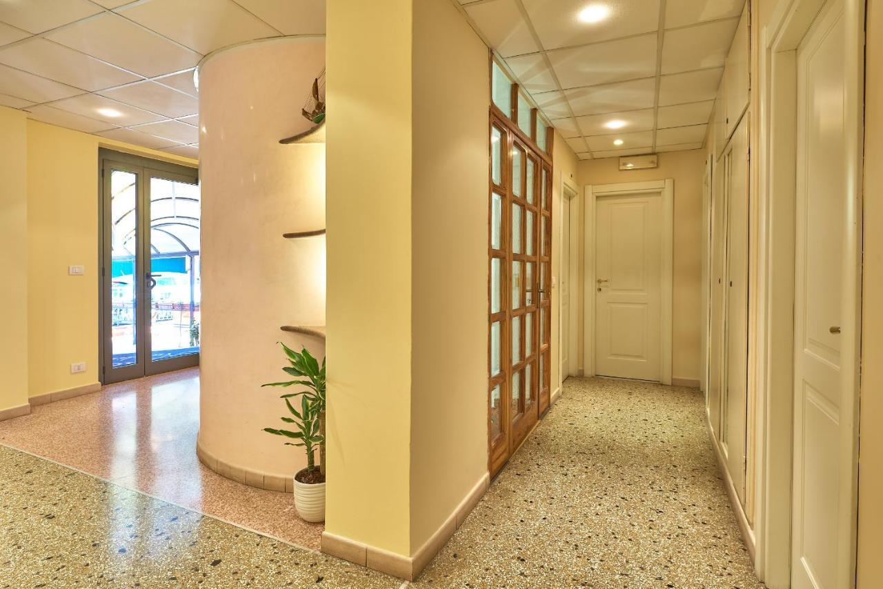 Albergo Natalina Finale Ligure Exterior foto